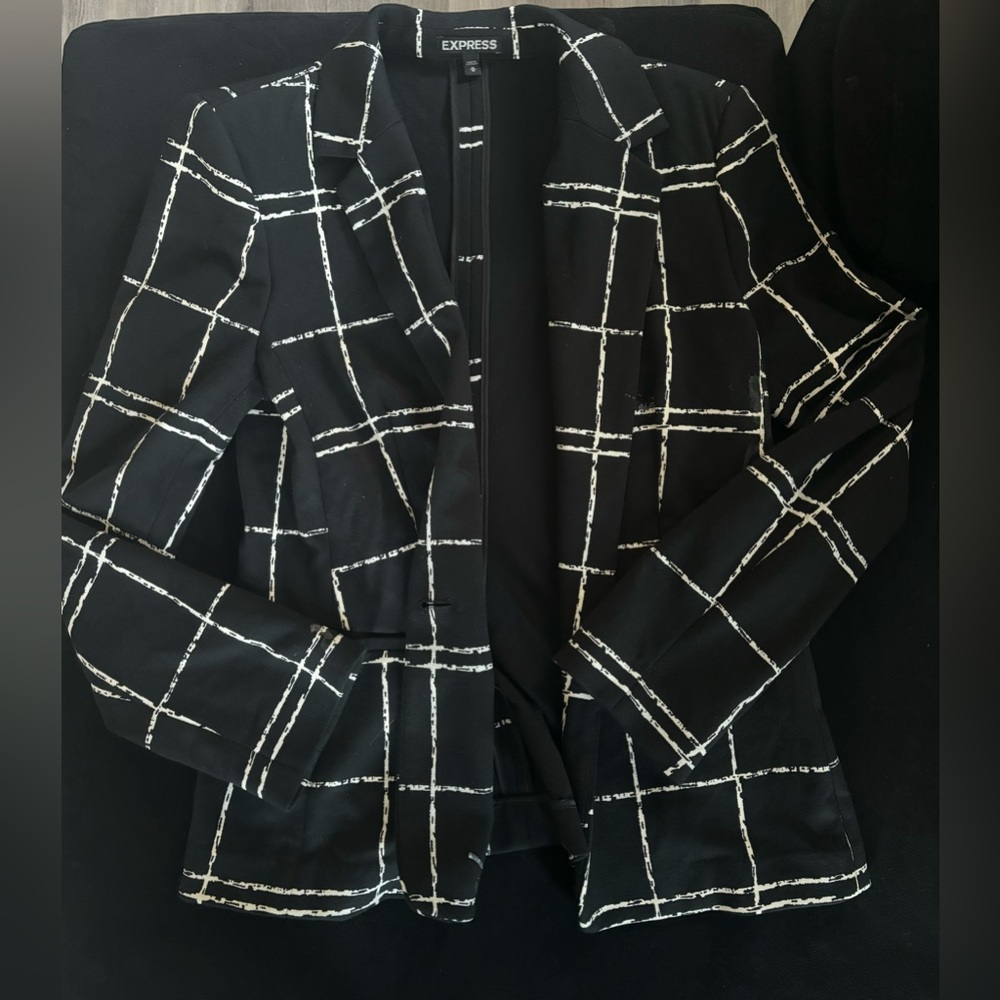 Black Express Blazer